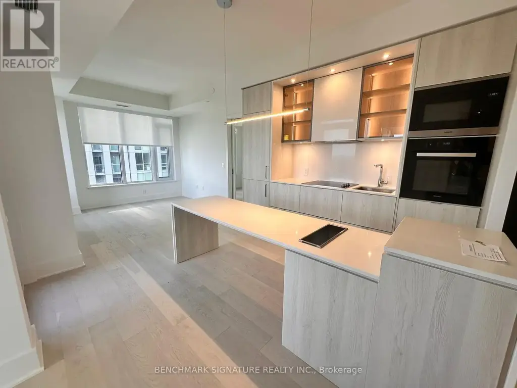 3604 - 11 Yorkville Avenue, Toronto (Annex)